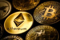 قیمت بیت‌کوین و اتریوم امروز دوشنبه ۲ شهریور ۱۴۰۵/ افزایش قیمت بیت‌کوین