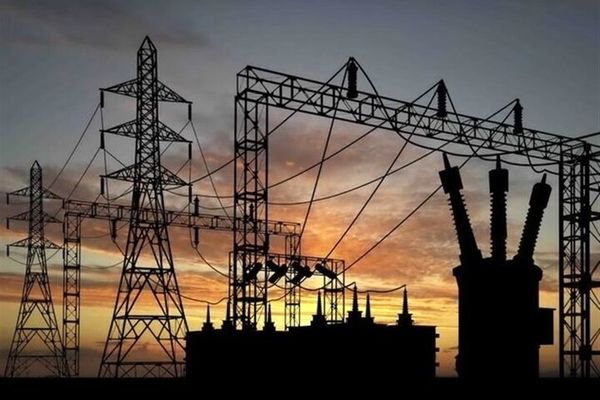 چرا شبکه برق ایران فرو نمی‌ پاشد؟ / سرمایه اصلی این صنعت چیست؟