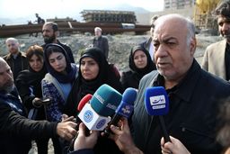 بررسی خسارات وارده به پل B۱ ادامه دارد/ احتمال تخریب پل در صورت آسیب به پایه ها