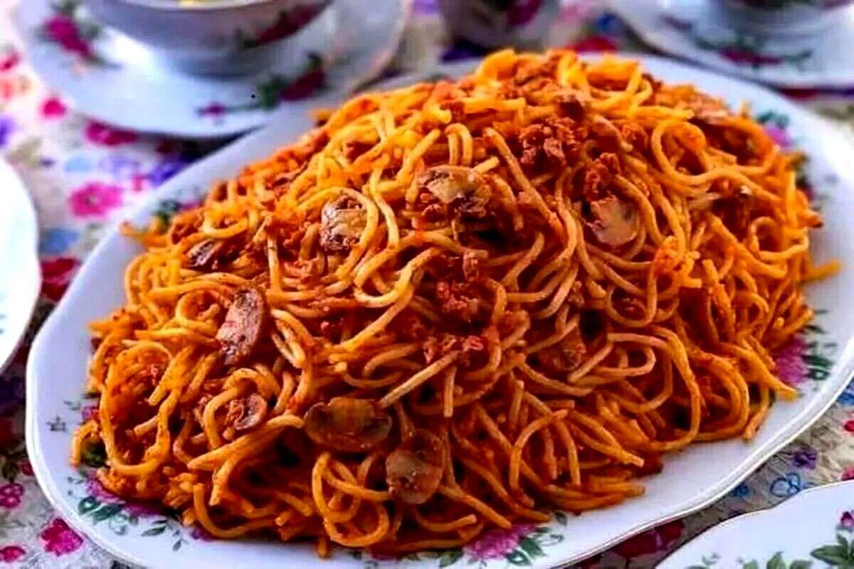 یک فاجعه/ فروش غذا به صورت لقمه‌ای/ عکس