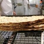 نحوه فروش نان پس از سال‌ها عوض می‌شود/ رییس اتاق اصناف: طرح فروش وزنی نان به زودی اجرایی می‌شود