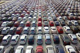 قیمت های عجیب در بازار خودروی اجاره ای