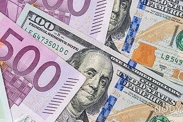 قیمت دلار آزاد به 236 هزار تومان رسید