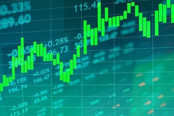 صعود بورس پس از ۸‌ روز ریزش/آیا سبزپوشی بازار سرمایه ماندگار خواهد بود؟