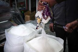 شکر گران می شود