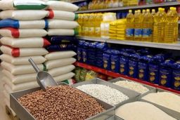 رئیس اتاق اصناف تهران: مردم خرید هیجانی نکنند، کالا فراوان است